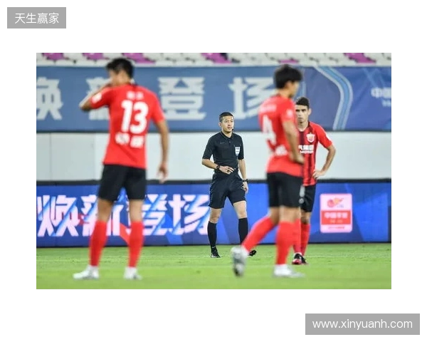 记者谈海港：这赛季确实定位保级了，看不出为啥换茹萨、梅伦多
