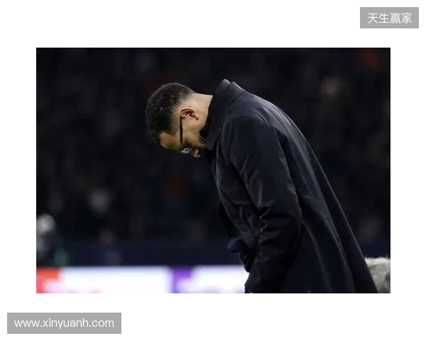 邮报：切尔西部分球员对罗塞尼尔的战术指示感到困惑